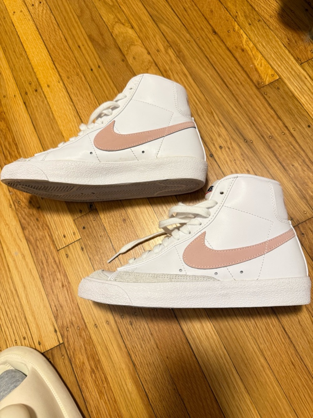 Nike Kids High-Top Sneakers in White and Blush Pink